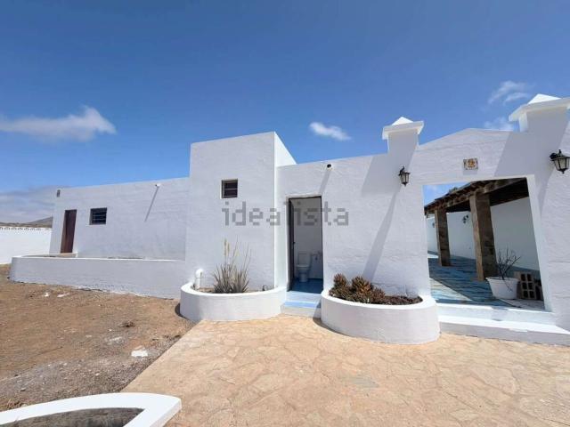 Chalet, San Bartolomé