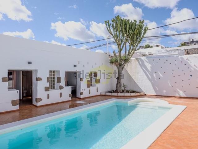 Chalet, San Bartolomé