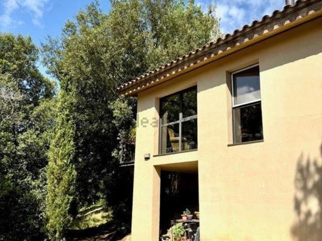 Chalet, Sant Aniol de Finestres