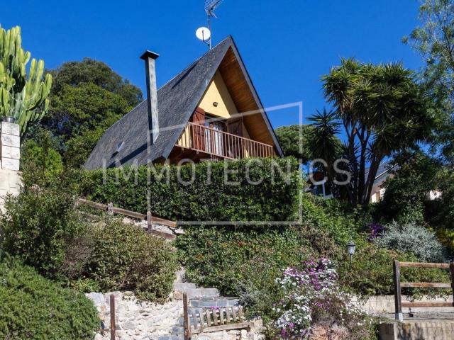 Chalet, Sant Cebrià de Vallalta