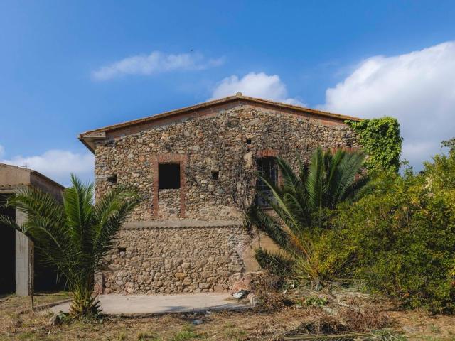 Chalet, Sant Climent Sescebes