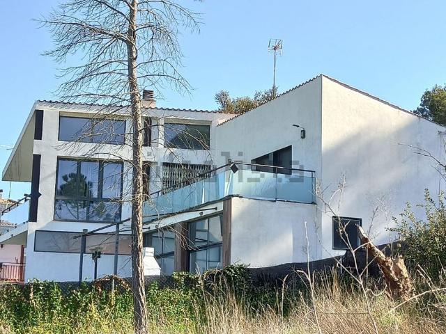 Chalet, Sant Fruitós de Bages
