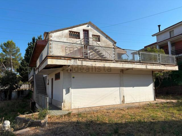 Chalet, Sant Fruitós de Bages