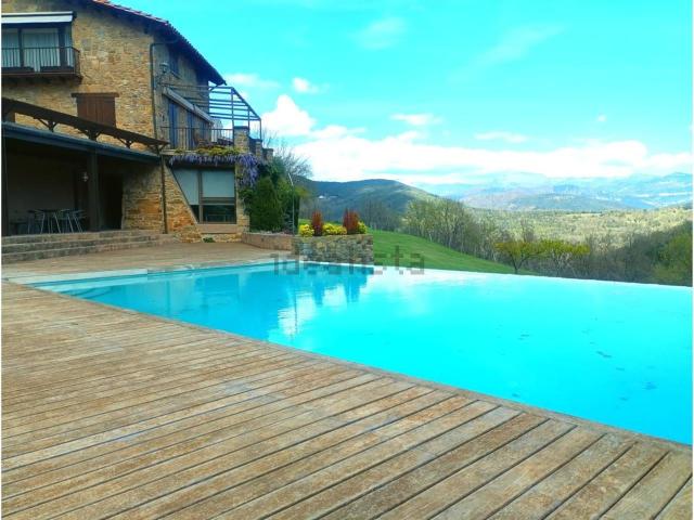 Chalet, Sant Joan les Fonts