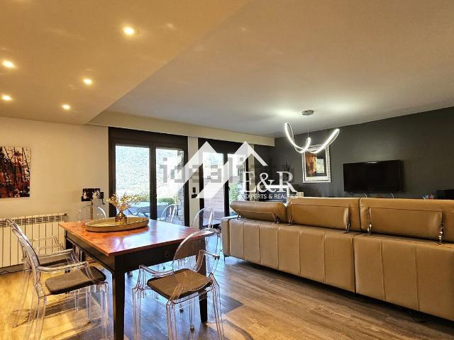 Chalet, Sant Julia de Loria