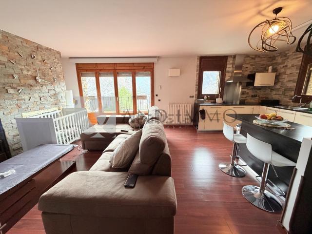 Chalet, Sant Julia de Loria