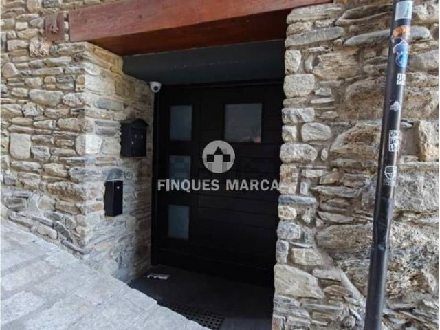 Chalet, Sant Julia de Loria
