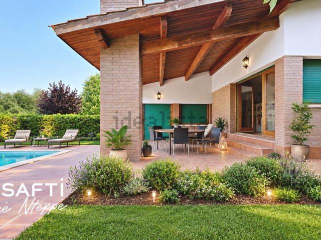 Chalet, Sant Julià de Ramis