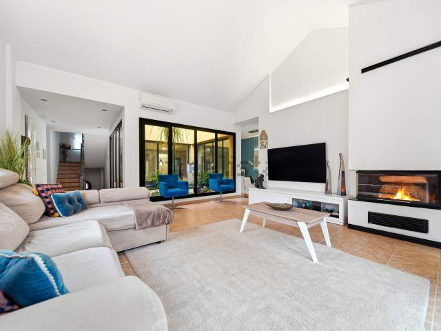 Chalet, Sant Julià de Ramis