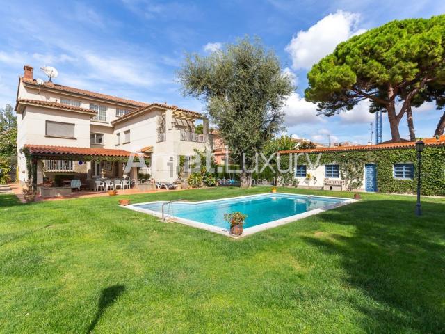 Chalet, Sant Just Desvern