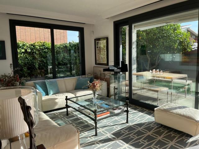 Chalet, Sant Just Desvern