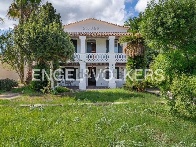 Chalet, Sant Lluis