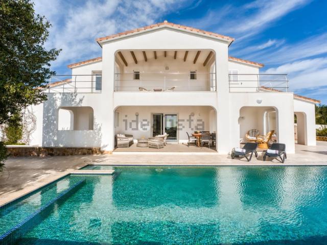 Chalet, Sant Lluis