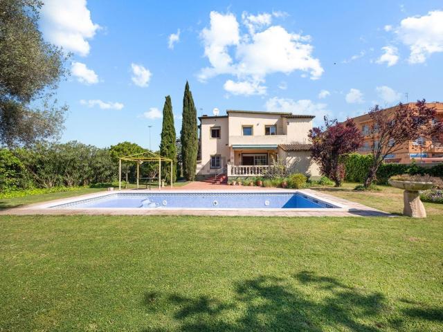 Chalet, Sant Pere Pescador