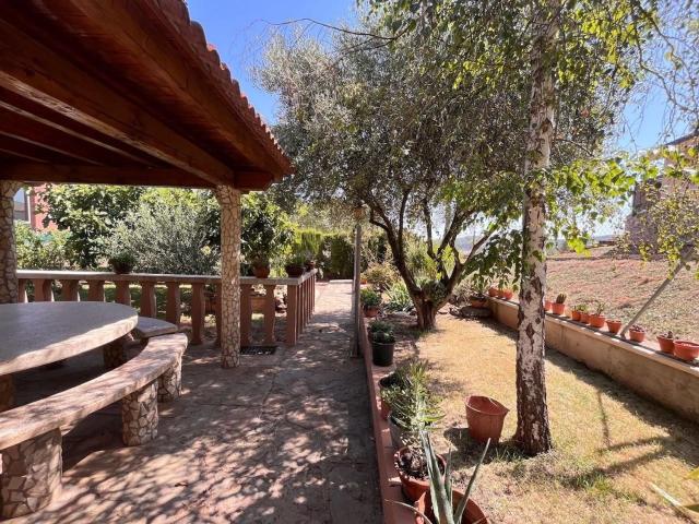 Chalet, Sant Salvador de Guardiola