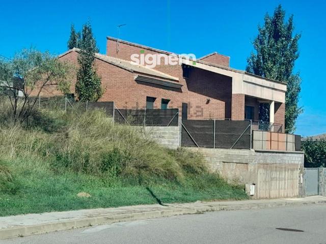 Chalet, Sant Salvador de Guardiola