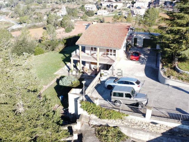 Chalet, Sant Salvador de Guardiola