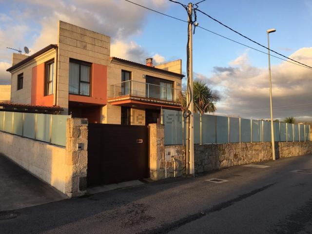Chalet, Santo André de Xeve