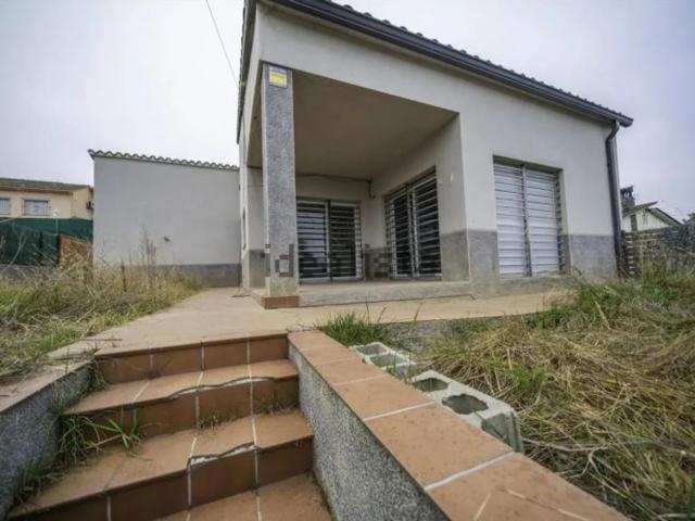 Chalet, Santa Coloma de Farners
