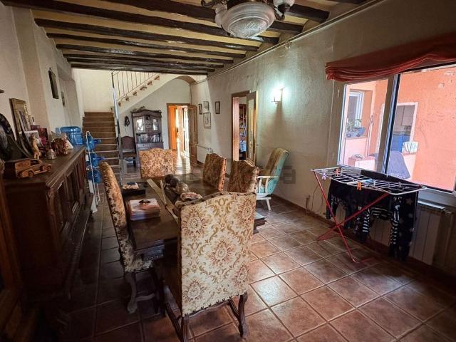 Chalet, Santa Coloma de Farners