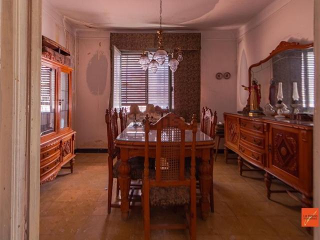 Chalet, Santa Bárbara