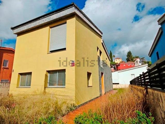 Chalet, Santa Brigida