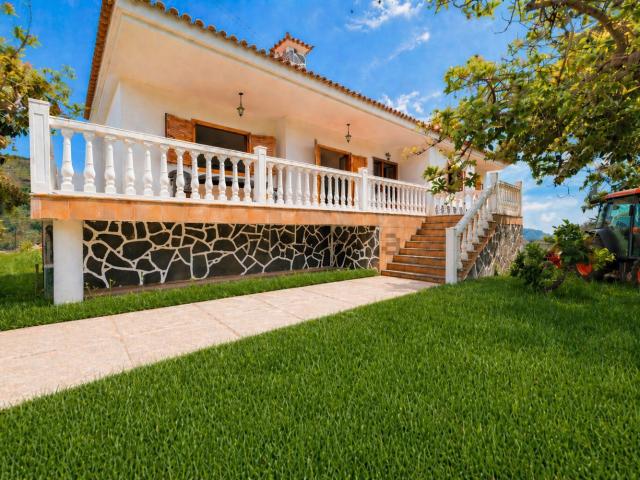 Chalet, Santa Brigida