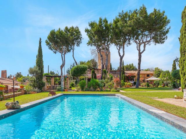 Chalet, Santa Eugenia