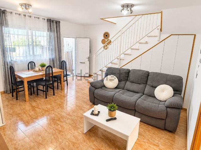 Chalet, Santa Oliva