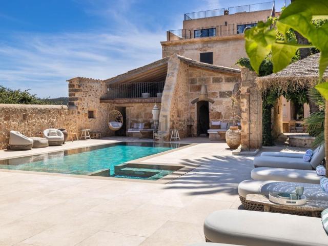 Chalet, Santa Maria del Cami