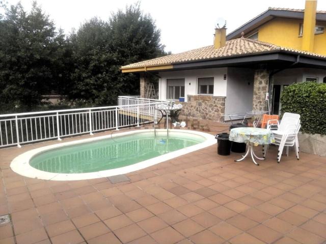 Chalet, Santa Pau