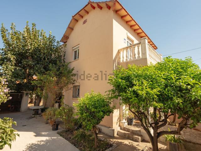 Chalet, Santa Perpètua de Mogoda