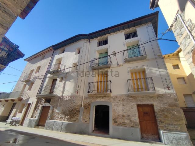 Chalet, Santaliestra y San Quilez