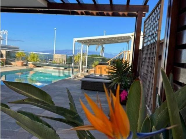 Chalet, Santiago del Teide