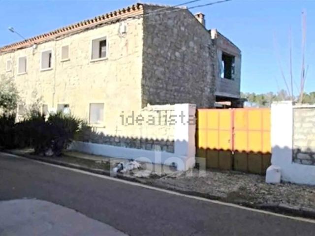 Chalet, Sariñena