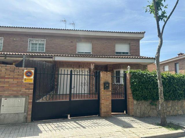 Chalet, Sevilla la Nueva