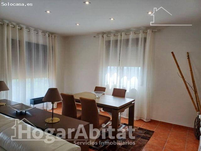 CHALET SEMINUEVO CON TERRAZA Y GARAJE