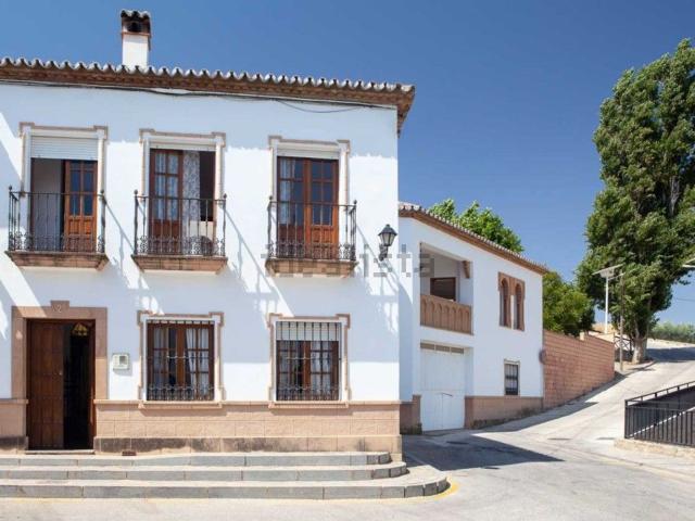 Chalet, Serrato