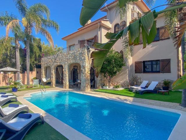 Chalet, Sitges