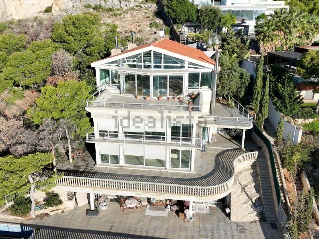 Chalet, Sitges