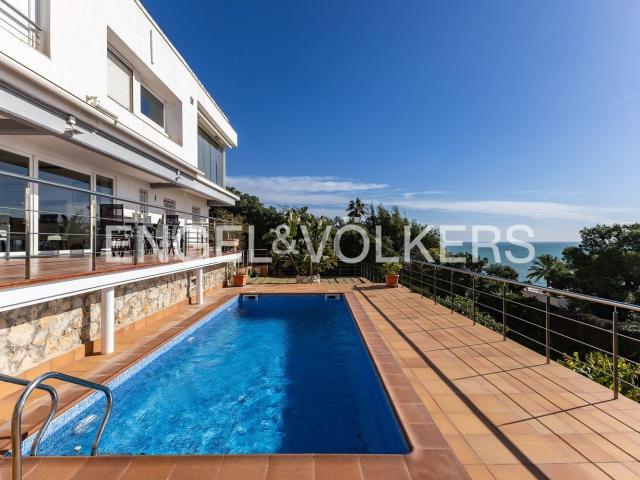 Chalet, Sitges