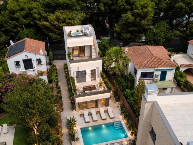 Chalet, Sitges