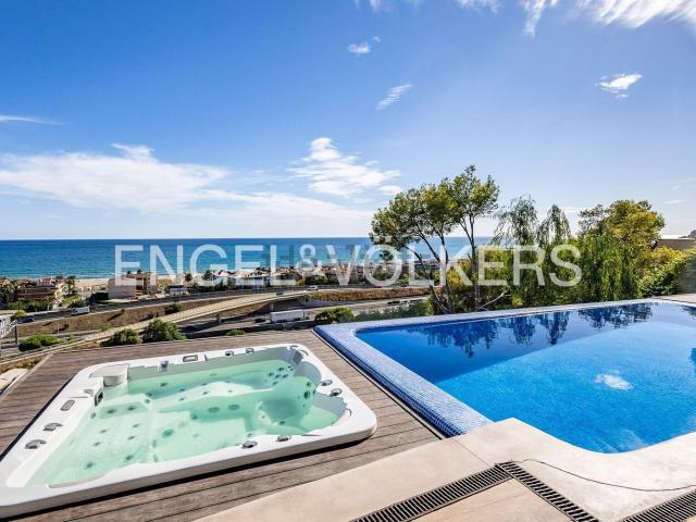 Chalet, Sitges