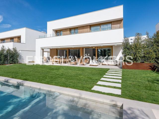 Chalet, Sitges
