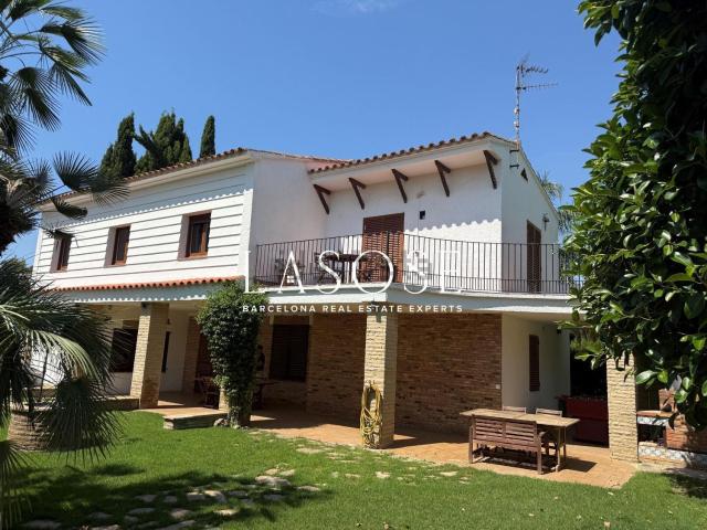 Chalet, Sitges