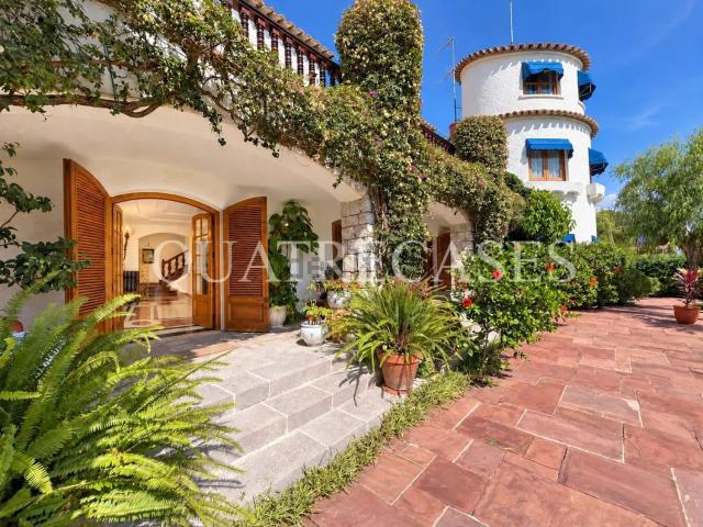 Chalet, Sitges