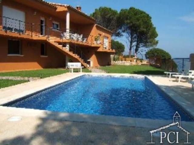 Chalet situado en la conocida urbanización es Valls, una zon. 150m² Begur