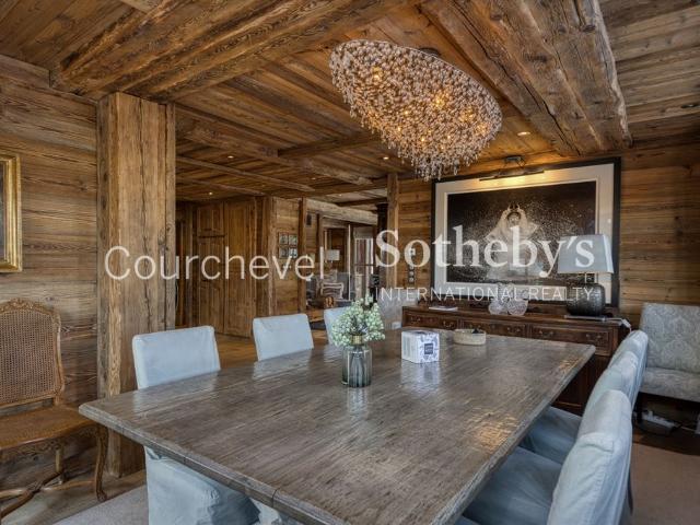 Chalet SJ Situé dans un quartier privé de Courchevel 1850