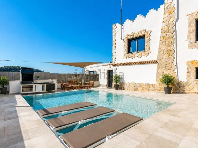 Chalet, Subirats