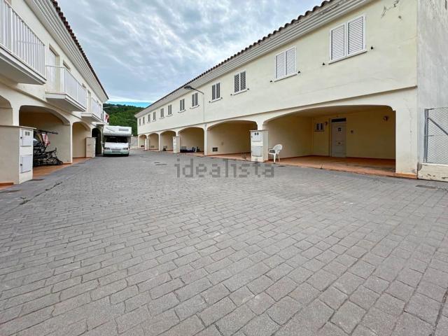 Chalet, Sueras